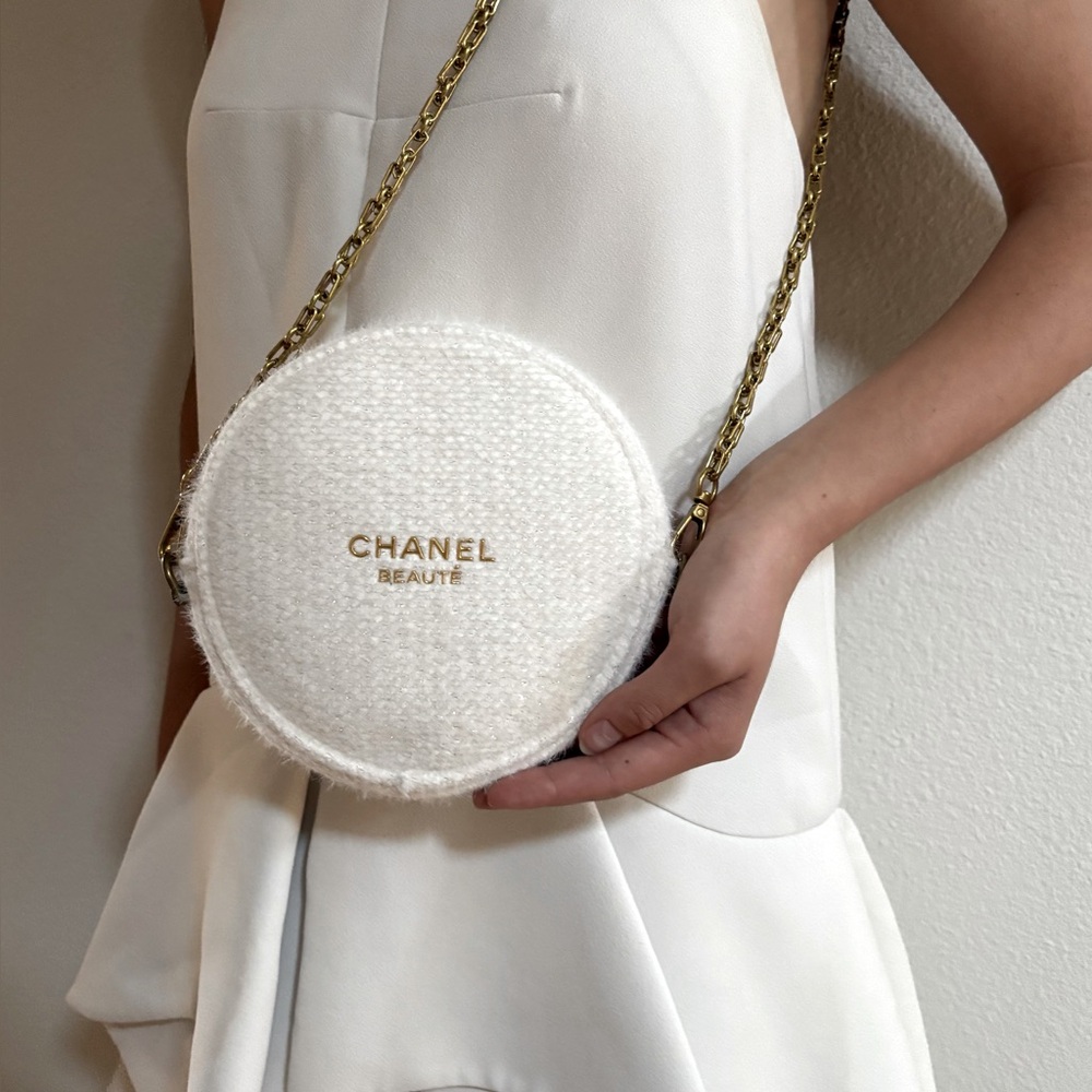 CHANEL CC White Chain Shoulder Bag tweed old gold logo purse clutch bridal